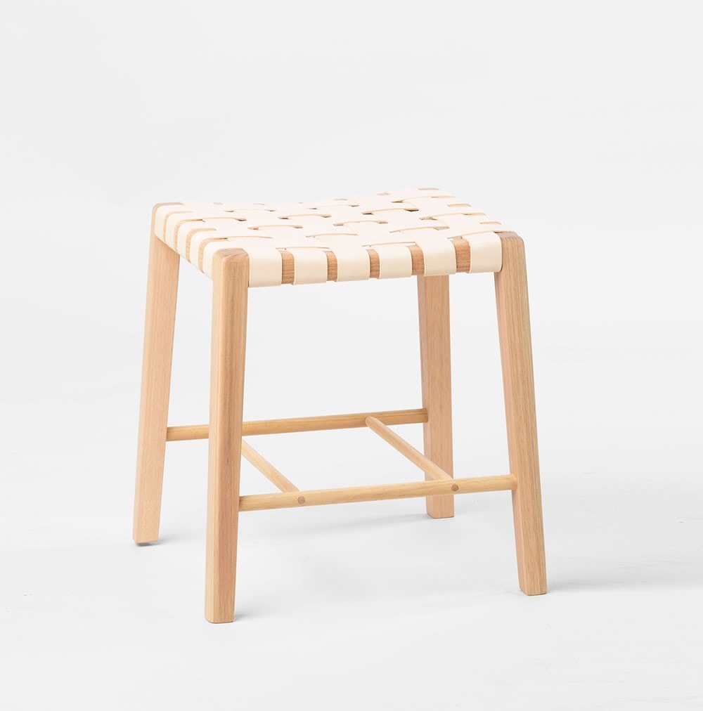 Beeline_Furniture_stool-small