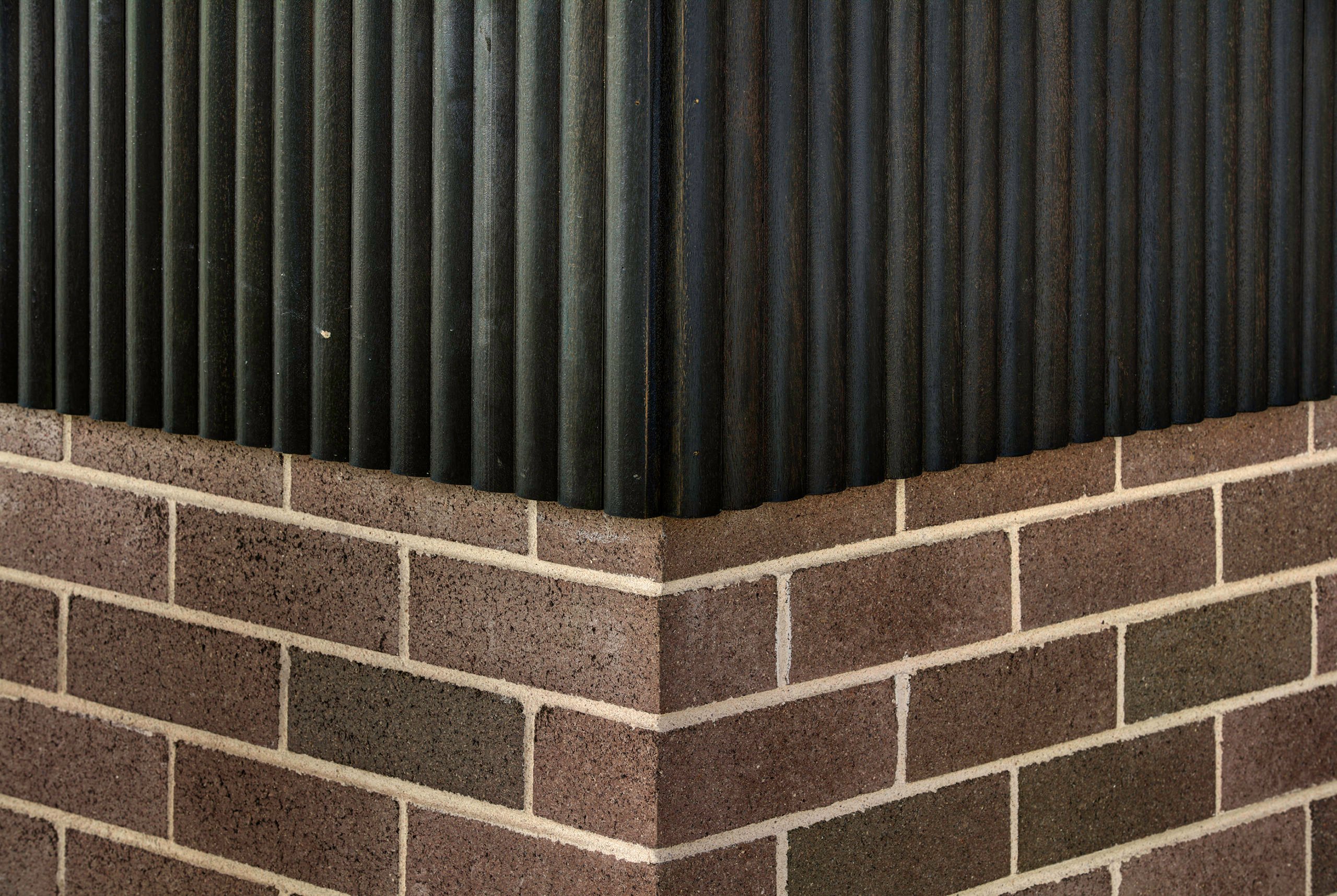 CARTERWILLIAMSON_PHOTO-Brett-Broadman_WoodcroftCommunityCentre_Porta-Endure-Cladding-CloseUp-scaled