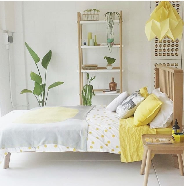 Furniture_yellow-bed